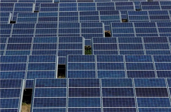 青岛太阳能板出口代理公司