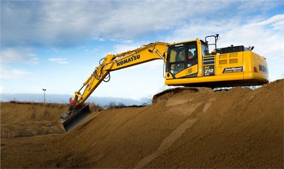 二手挖掘机设备进口清关代理公司