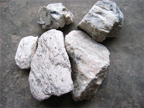 锂辉石 (2) 锂辉石 (2)