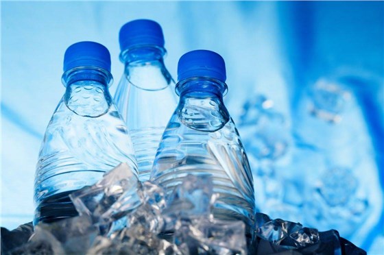 矿泉水 矿泉水