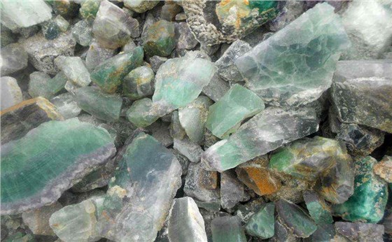 萤石 (1) 萤石 (1)